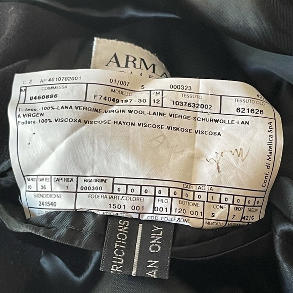 Armani Neumann Marcus black large coat size 42/C - Picture 11 of 15